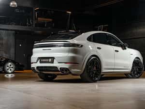 Porsche Cayenne Hibrid 2024 - 600 cp - SUV Second Hand — miniatura 7