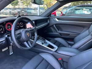 Porsche 992 Automată 450 HP Benzină — miniatura 5