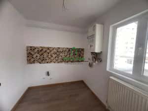 Apartament 2 camere la mansardă/Ostroveni/40.000 € — miniatura 4
