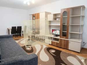 Apartament decomandat la etrajul 1 cu 3 camere in Strand