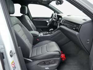 Volkswagen Touareg 2025 - Vehicul Second-Hand — miniatura 6