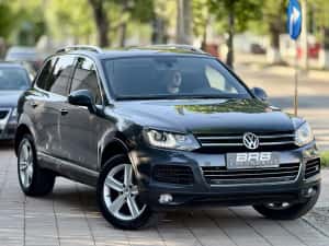 • Volkswagen Touareg 2012 / 3.0 Diesel / 4 Motion 4x4 - Parc Auto / RATE / Garanție • — miniatura 9