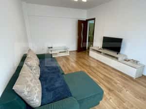 Apartament 2 camere,60 mp, zona Zamca — miniatura 3