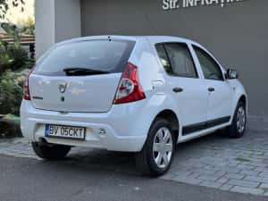 Dacia Sandero 1.6 MPI cu 99.000 km reali stare perfecta — miniatura 3
