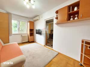 Apartament cu 3 camere de închiriat în zona Intim — miniatura 4