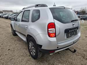 Vând Dacia Duster 1.5 DCI 4x4 — miniatura 3