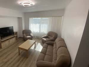 Apartament cu 2 camere, ultracentral - de închiriat — miniatura 3