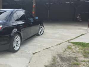 Bmw 520d pachet M — miniatura 4
