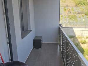 Garsonieră modernă de închiriat cu loc parcare in garaj subteran — miniatura 4