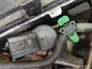 injector 1.6 d 9802448680 volvo c30 s40 s60 s80 v40 v50 v60 v70 mazda 3 c-max focus 3 — miniatura 3