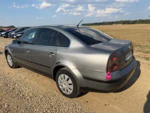 VW Passat 1.9 TDI 2004 — miniatura 10