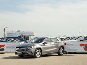 Mercedes-Benz GLA 180 - 12.990 EUR — miniatura 2