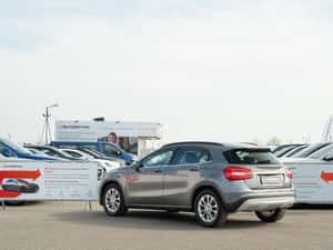 Mercedes-Benz GLA 180 - 12.990 EUR — miniatura 3