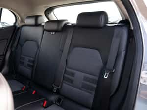 Mercedes-Benz GLA 180 - 12.990 EUR — miniatura 7