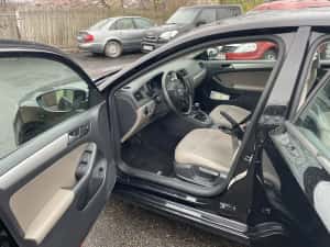 Volkswagen Jetta schumacher 2014/1.2 benzina,distributie pe lant — miniatura 3