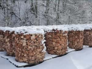 Piatra decorativa gradina rotunjita și colturoasa,bolovani ornamentali — miniatura 6