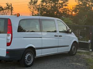 Mercedes-Benz Vito 110 CDI | 2.2 diesel | 95 CP | 9 locuri — miniatura 4