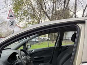 Opel corsa 1.2 benzina 2008 93.000 km — miniatura 6