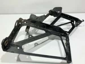 Suport pompa apa Audi A7 4g 4G0145896A — miniatura 3