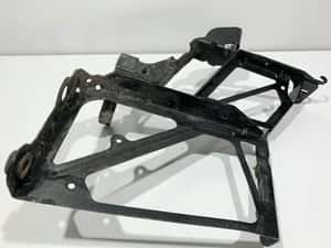 Suport pompa apa Audi A7 4g 4G0145896A — miniatura 9