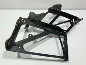 Suport pompa apa Audi A7 4g 4G0145896A — miniatura 10