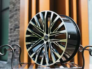 Jante 19 Audi S R19 A4 A5 A6 A7 A8 Q3 Q5 Q7 — miniatura 3