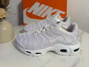 Adidasi Nike Tn Full White — miniatura 1