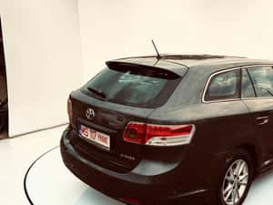 De Vânzare: Toyota Avensis Kombi 1.6 Benzina "Edition" | Euro 5 | Unic Proprietar — miniatura 3