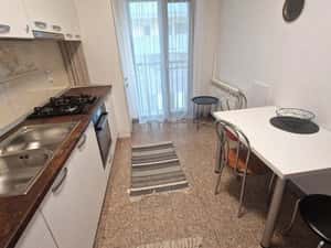 PF inchiriez apartament 2 camere — miniatura 6
