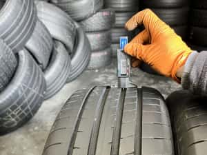 2 anvelope vara 235/45/19 , GoodYear , 6.5 mm ! — miniatura 4