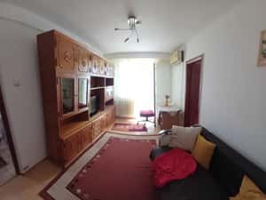 Apartament 2 camere zona Casa de Cultura cu Centrala