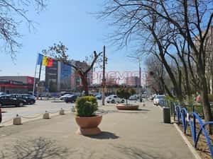 OFERTĂ! 2 CAMERE APĂRĂTORII PATRIEI — miniatura 6