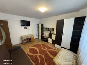 Apartament decomandat cu 2 camere | Parter | Str Tudor Vladimirescu, T — miniatura 1