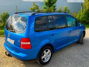 VW Touran 2.0 TDI, AZV — miniatura 5