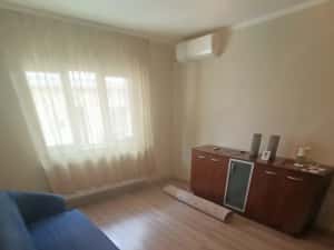 Cu Centrala,In Complexul Studențesc,Langa Stadionul Poli si Langa Novatim,Liber,380 E — miniatura 4