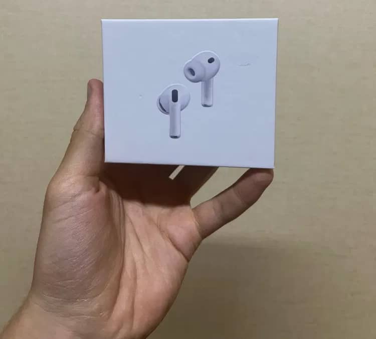 Casti AirpodsPro 3 ANC sigialte — fotografie 1 din 10