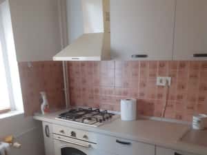 3 camere renovat si mobilat Drumul Taberei Valea Ialomitei — miniatura 4