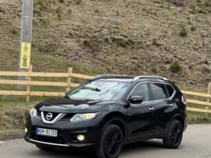 Nissan X-Trail 2017 — miniatura 4