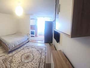 Inchiriez Garsoniera 28 mp Olimpiadei — miniatura 3