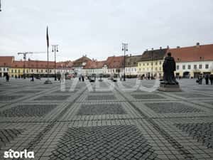 Apartament decomandat de vanzare cu pivnita in Centrul Istoric Sibiu — miniatura 4