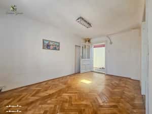 De vanzare Apartament cu 3 camere in casa, Centrul Vechi, Brasov — miniatura 3