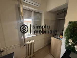 Garsoniera decomandata, etaj 3 / 4, Henri Coanda - 85 000 Euro — miniatura 5