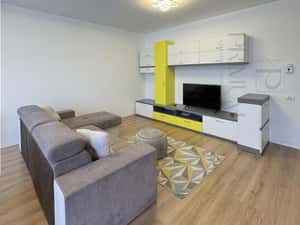 GIROC - 3 CAMERE - ETAJ INTERMEDIAR - LIFT - PARCARE INCLUSA - CA SI N — miniatura 4