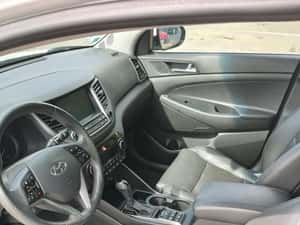 Hyundai Tucson Automată 141 HP Diesel — miniatura 4