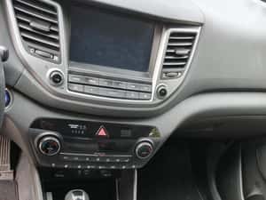 Hyundai Tucson Automată 141 HP Diesel — miniatura 6