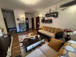 Apartament 3 camere in Otopeni, aproape de centru, curte proprie — miniatura 3