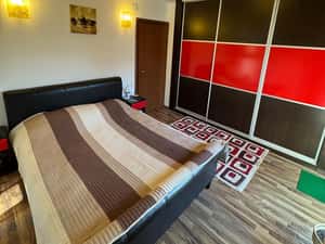 Apartament 3 camere in Otopeni, aproape de centru, curte proprie — miniatura 6