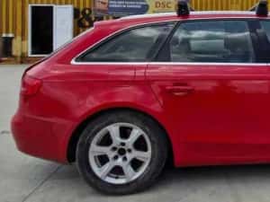 Dezmembrez Audi A4 B8 2.0D 140CP CAG 6+1 trepte cod culoare LY9B, LX7W 2010-2015 — miniatura 6