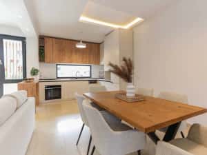 De închiriat vilă primitoare în zona Tunari — miniatura 9