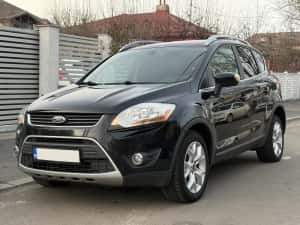Ford Kuga 2.0d / 4x4 / EURO 5 Tinanium Panoramic — miniatura 1